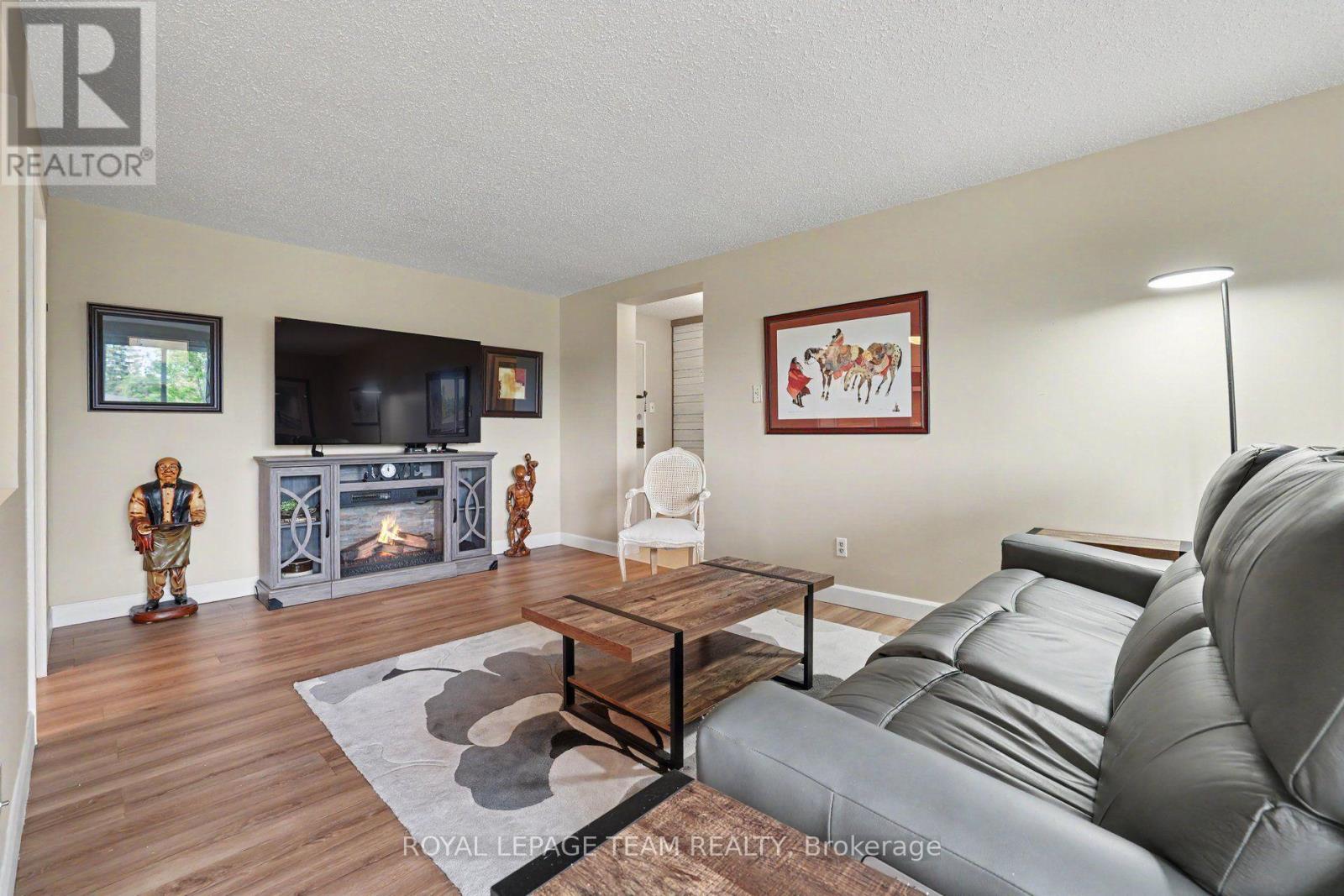2 Bed, 1 Bath Apartment for Sale in Ottawa – 302 – 1485 BASELINE ROAD, Ottawa – MLS# X13583028 - Image 9