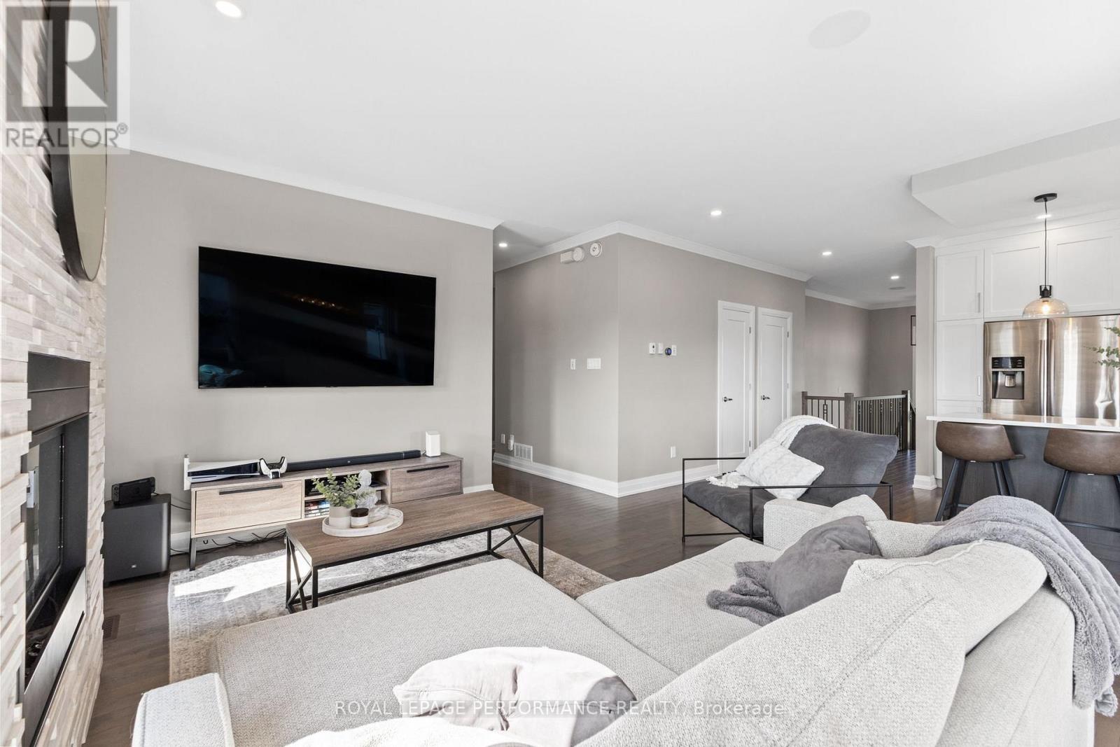 187 GRAND TRONC STREET - 13