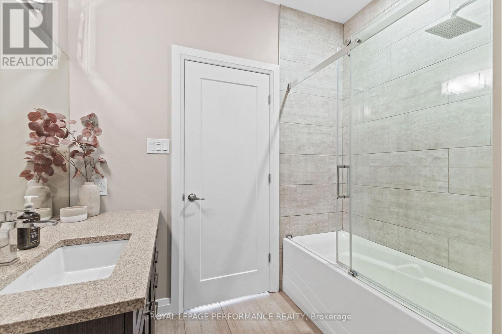 187 GRAND TRONC STREET - 24