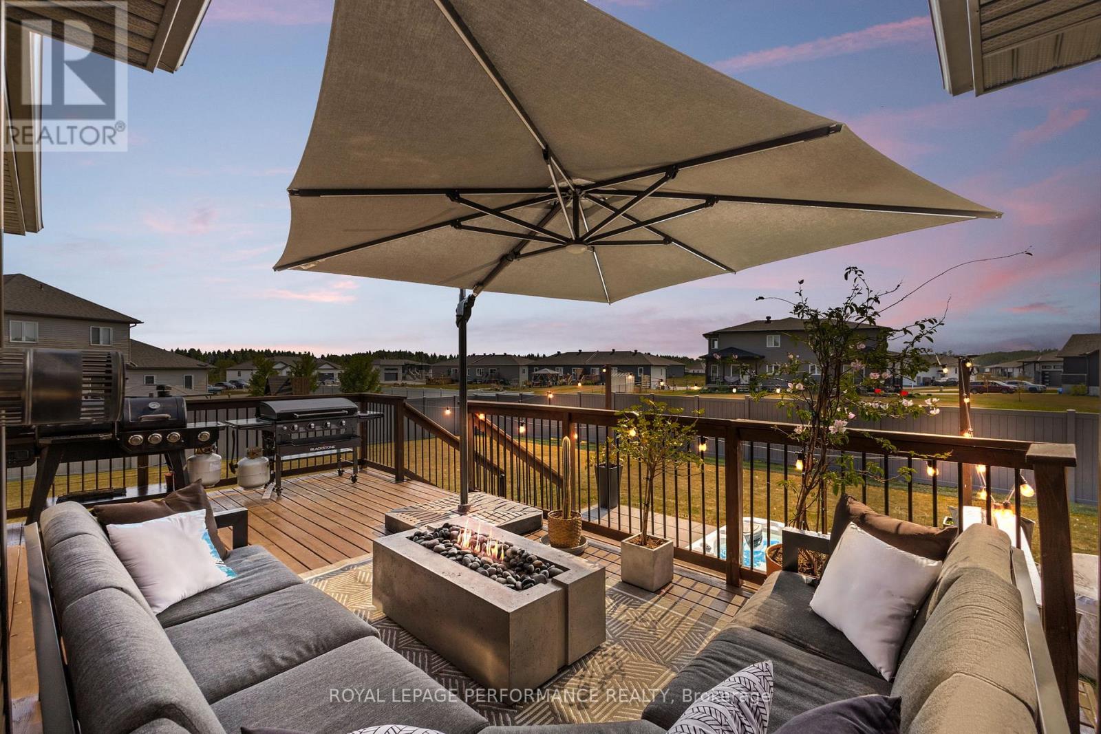 187 GRAND TRONC STREET - 39