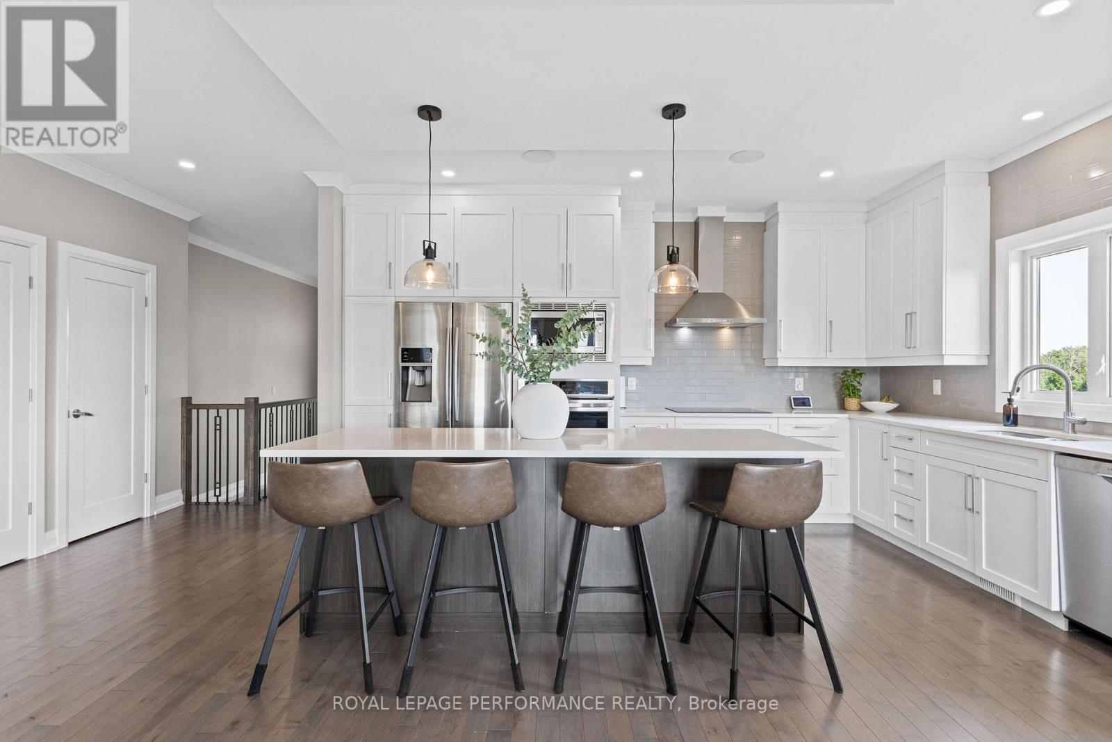 187 GRAND TRONC STREET - 4