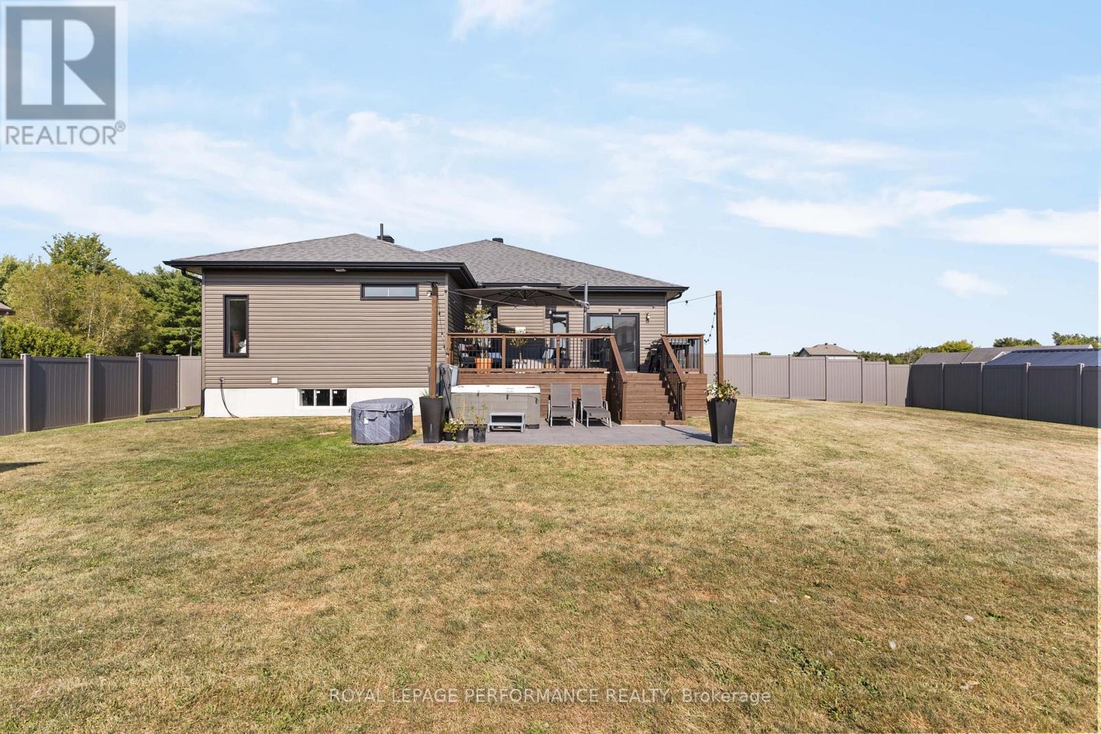 187 GRAND TRONC STREET - 47