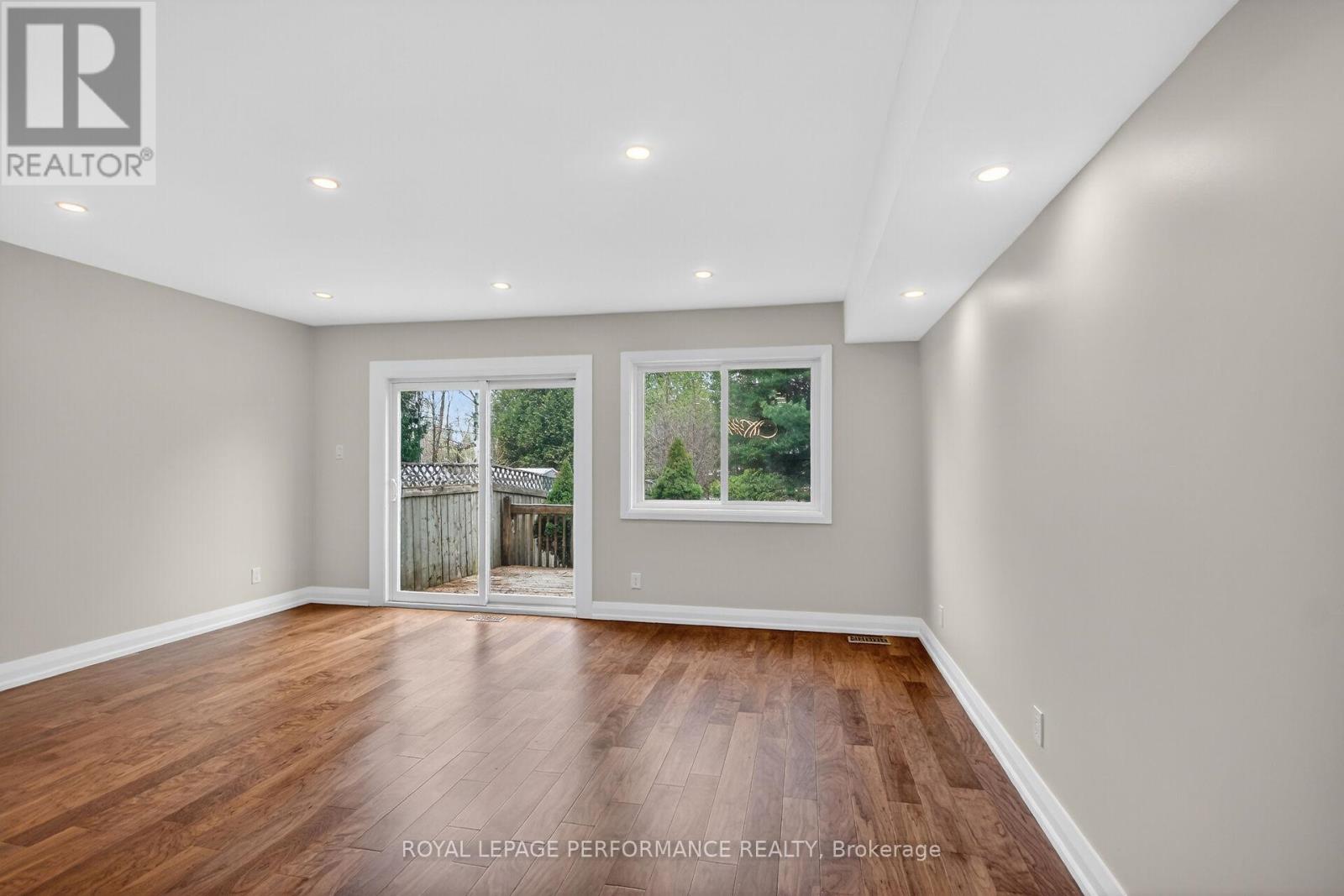 34 DIGNARD STREET - 10