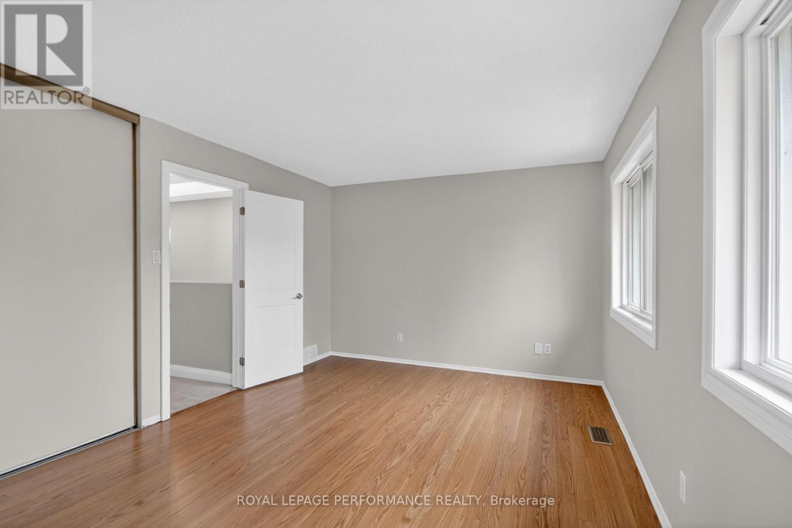 34 DIGNARD STREET - 22