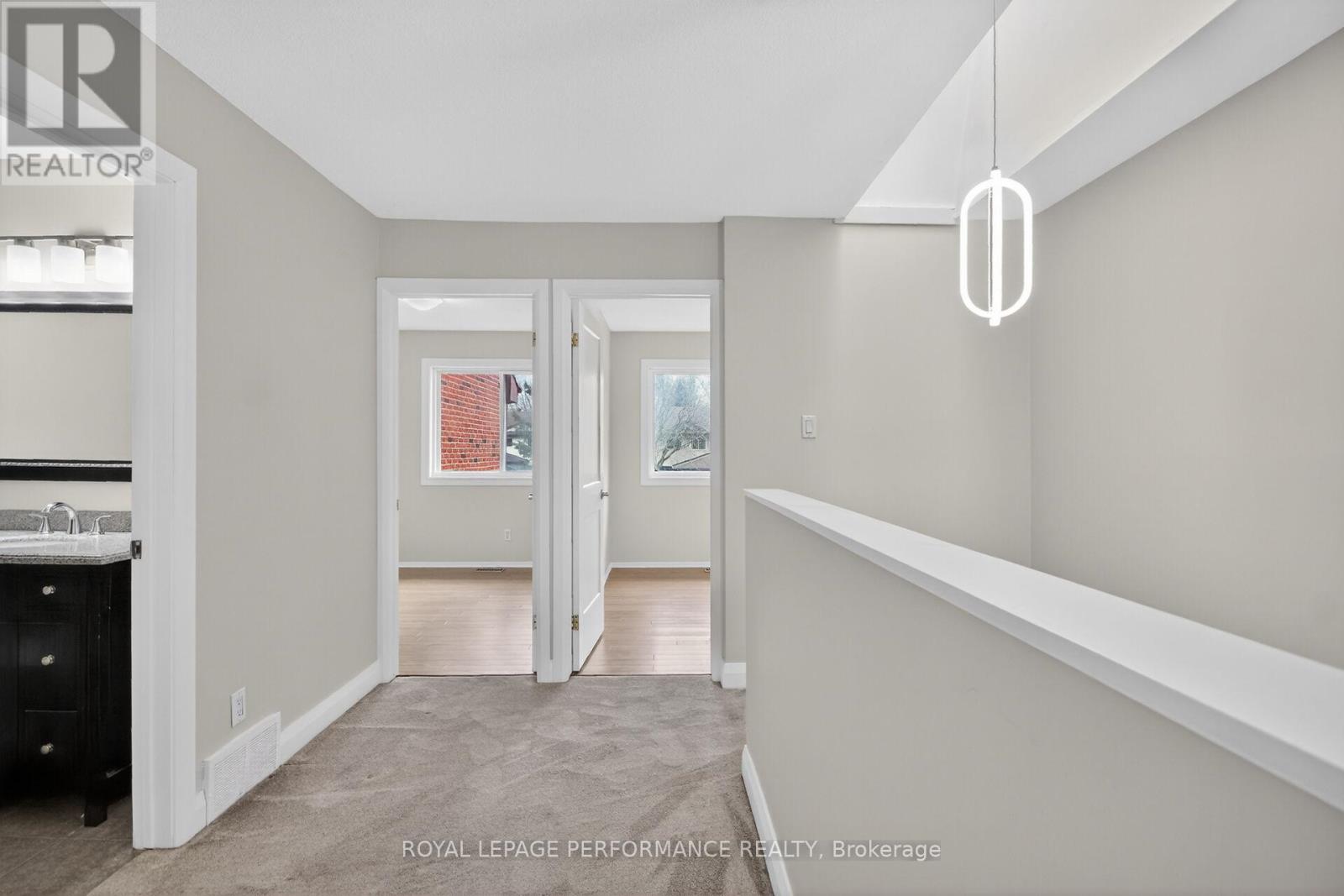 34 DIGNARD STREET - 23