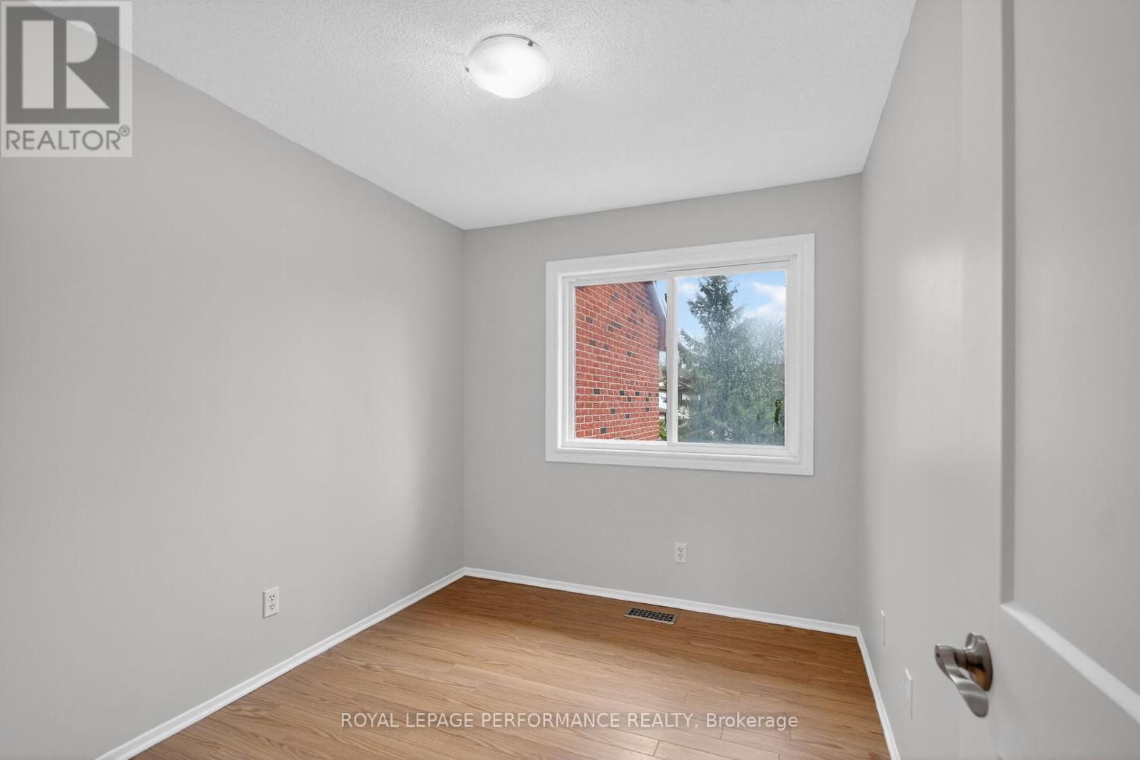 34 DIGNARD STREET - 25
