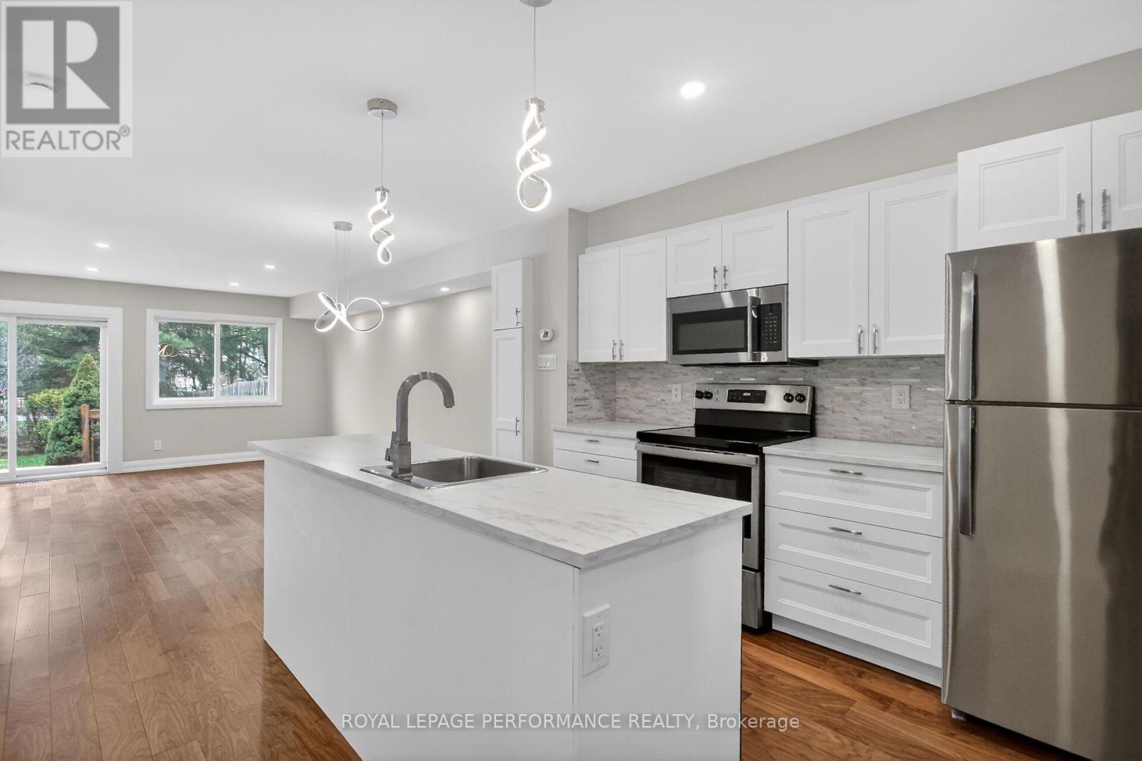 34 DIGNARD STREET - 4