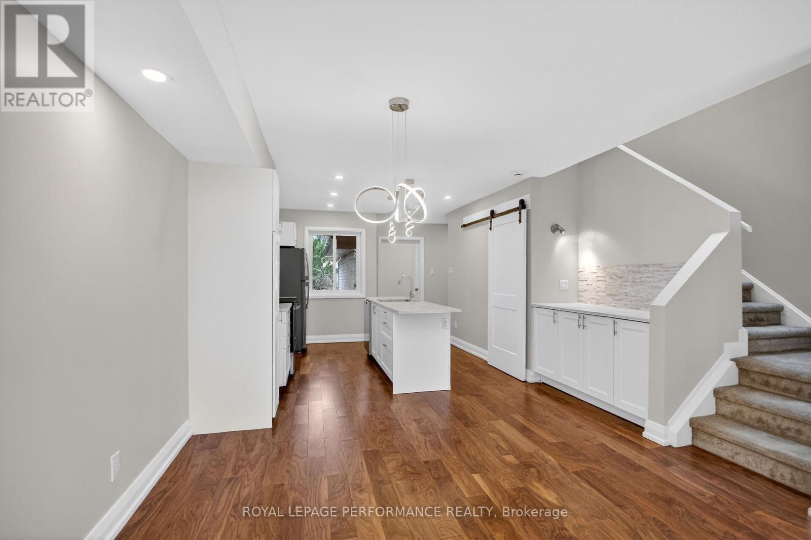 34 DIGNARD STREET - 6
