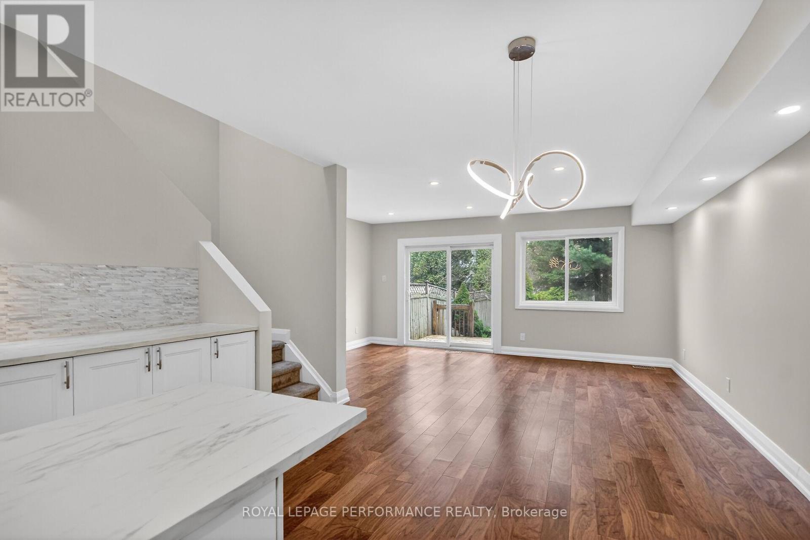 34 DIGNARD STREET - 9