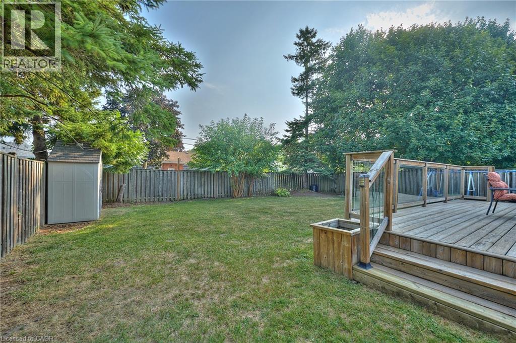 303 PARK Avenue W - Image 5