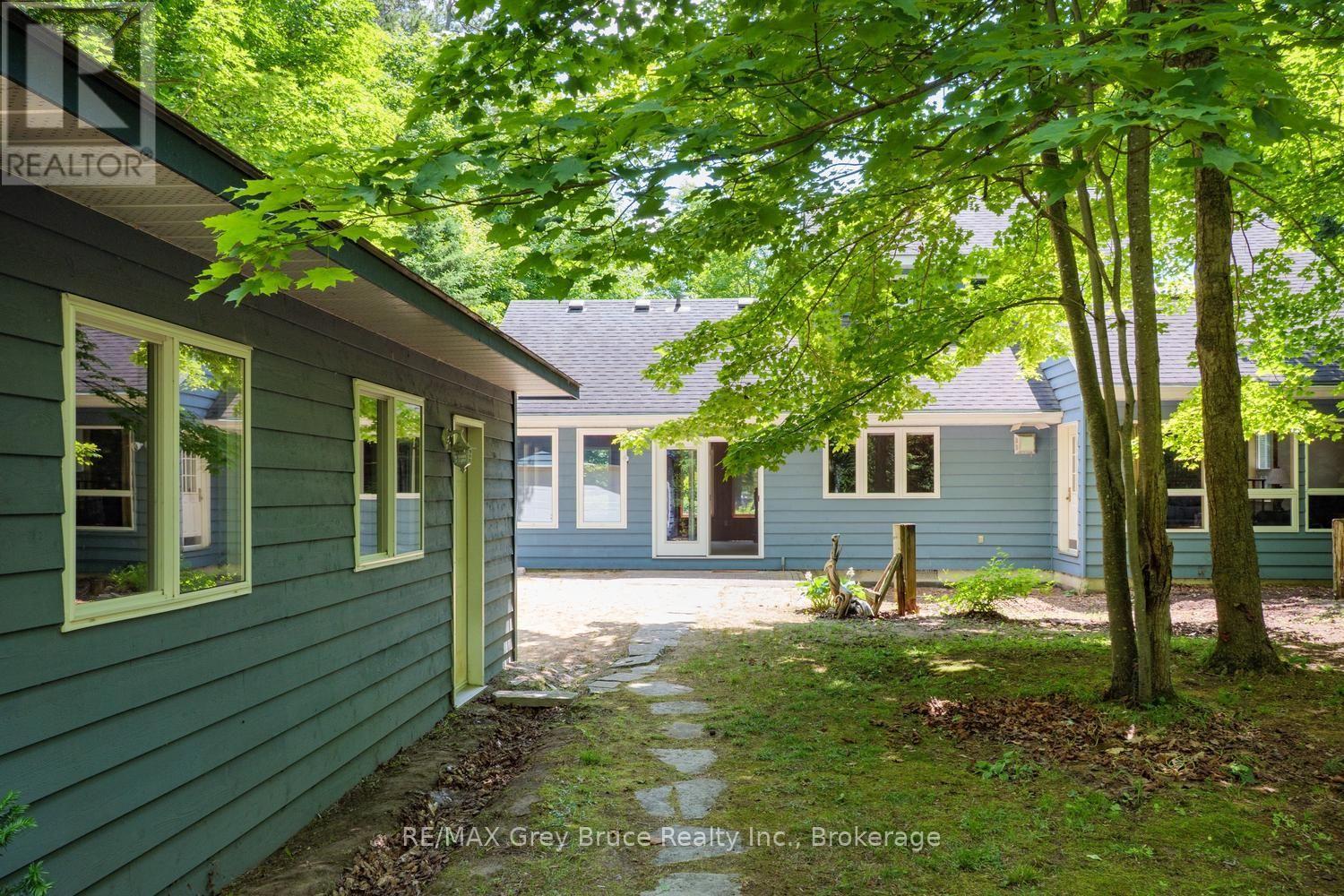 30 RIVERSIDE PLACE - Image 38