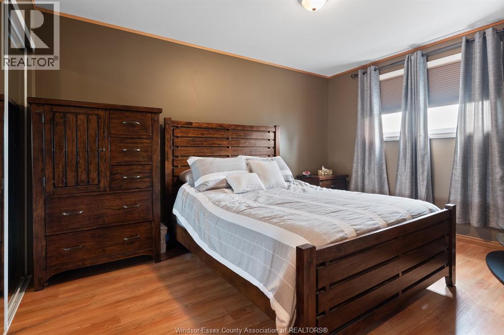 3040 LOEBACH - 14