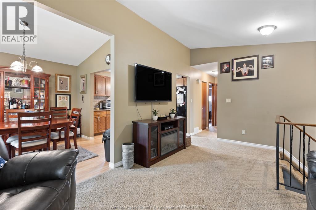 3040 LOEBACH - Image 7