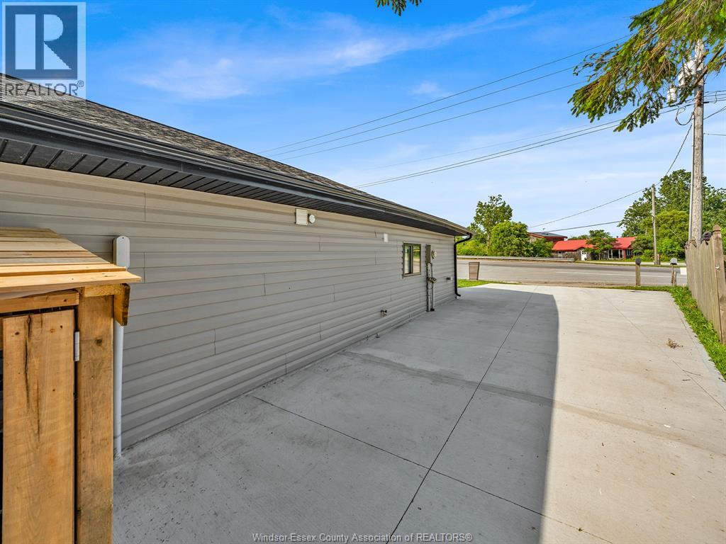 620 POINT PELEE DRIVE - 21