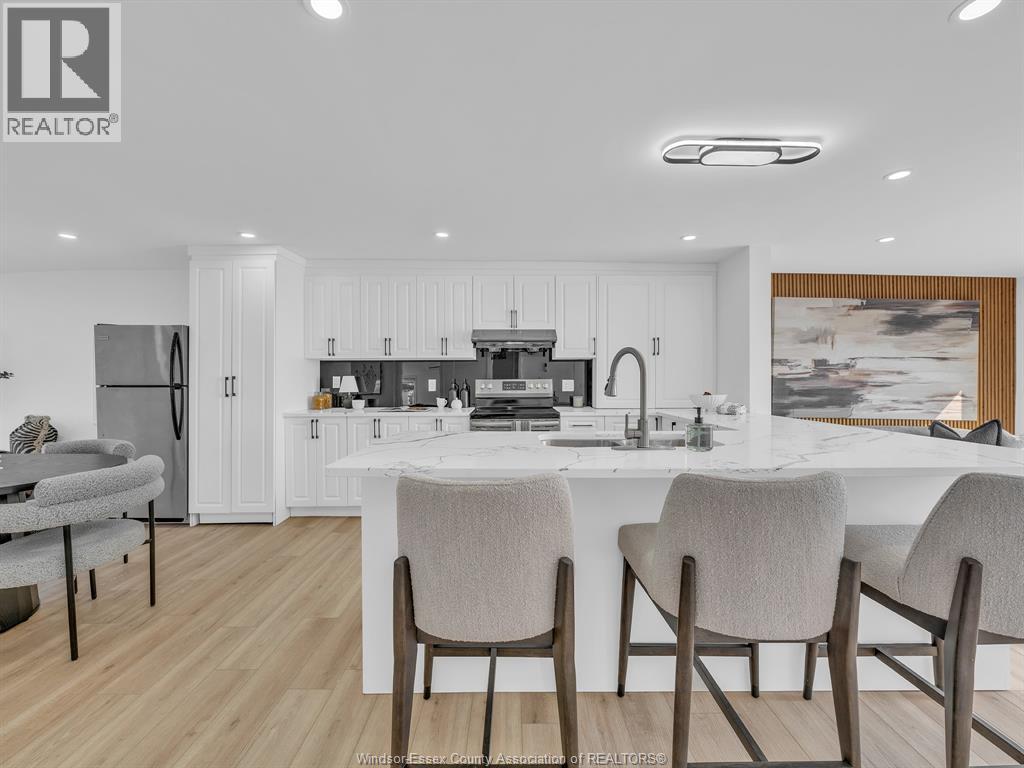 620 POINT PELEE DRIVE - 41