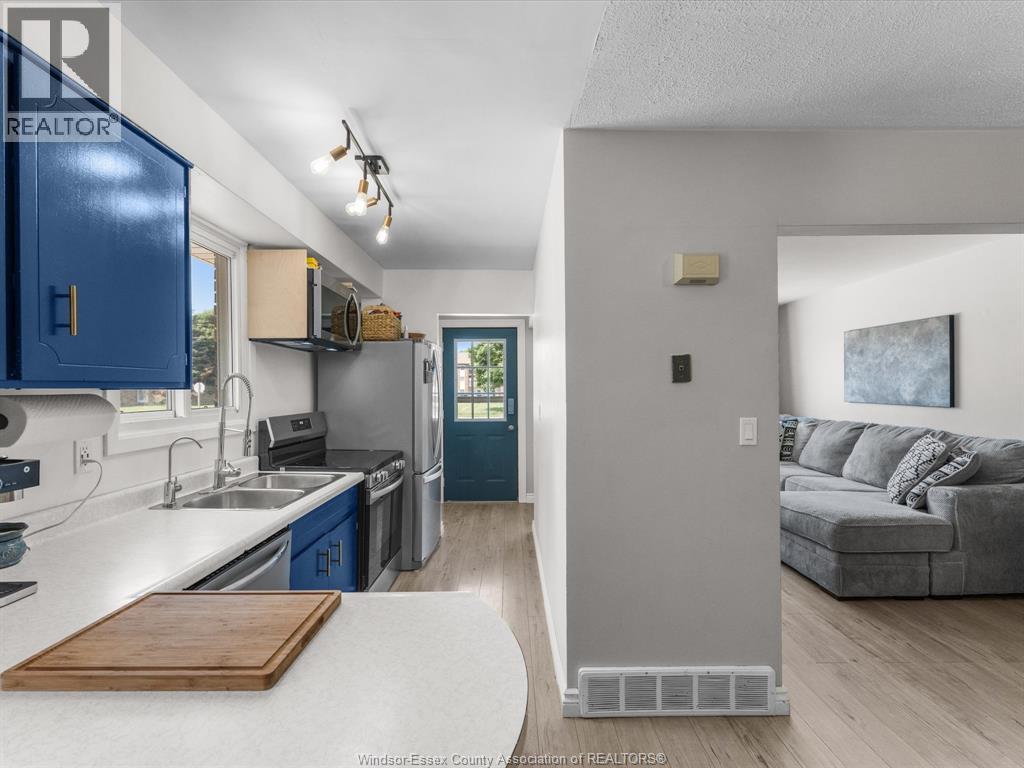129 Lansdowne AVENUE - 10