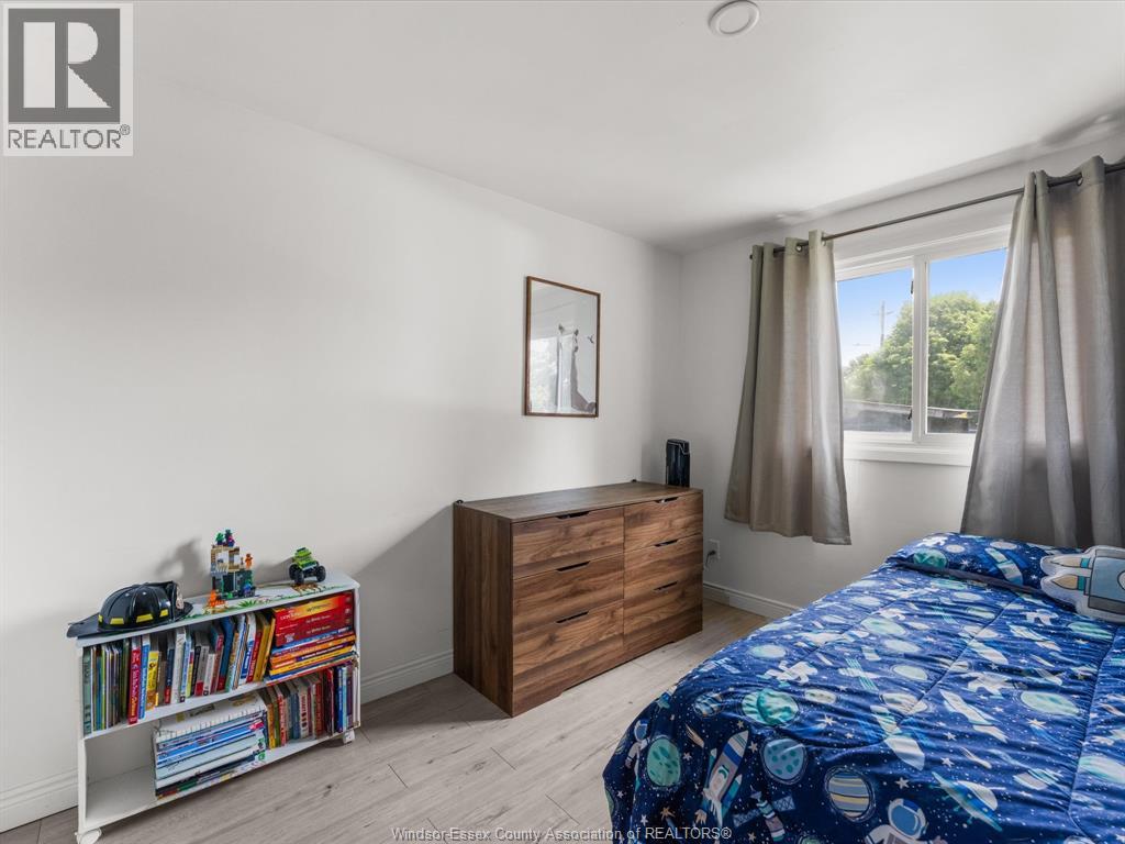 129 Lansdowne AVENUE - 23
