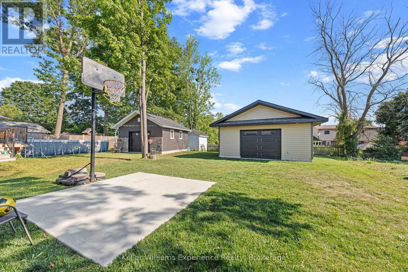 38 PAYETTE DRIVE - 22