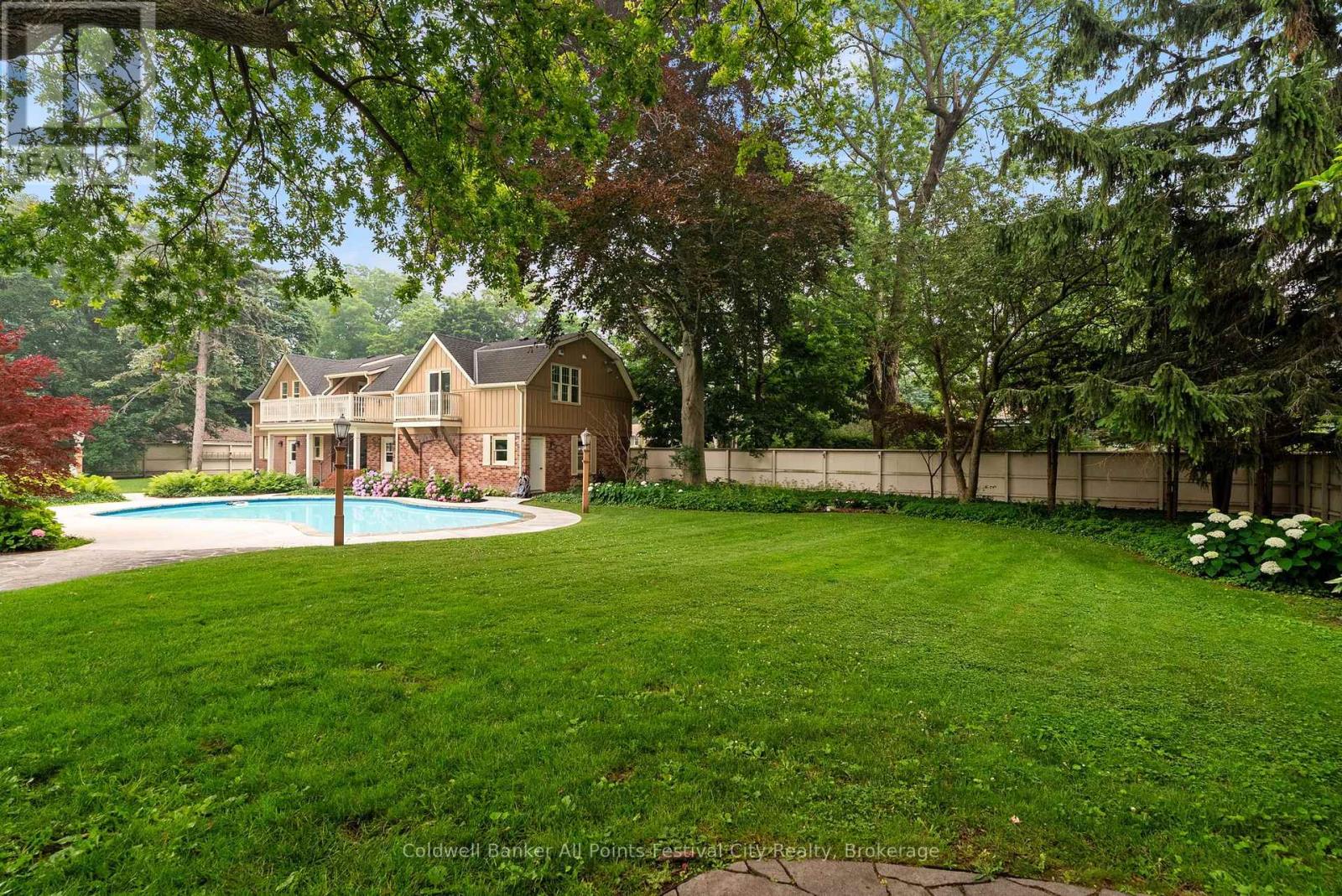 #201 5 COBOURG STREET - 38