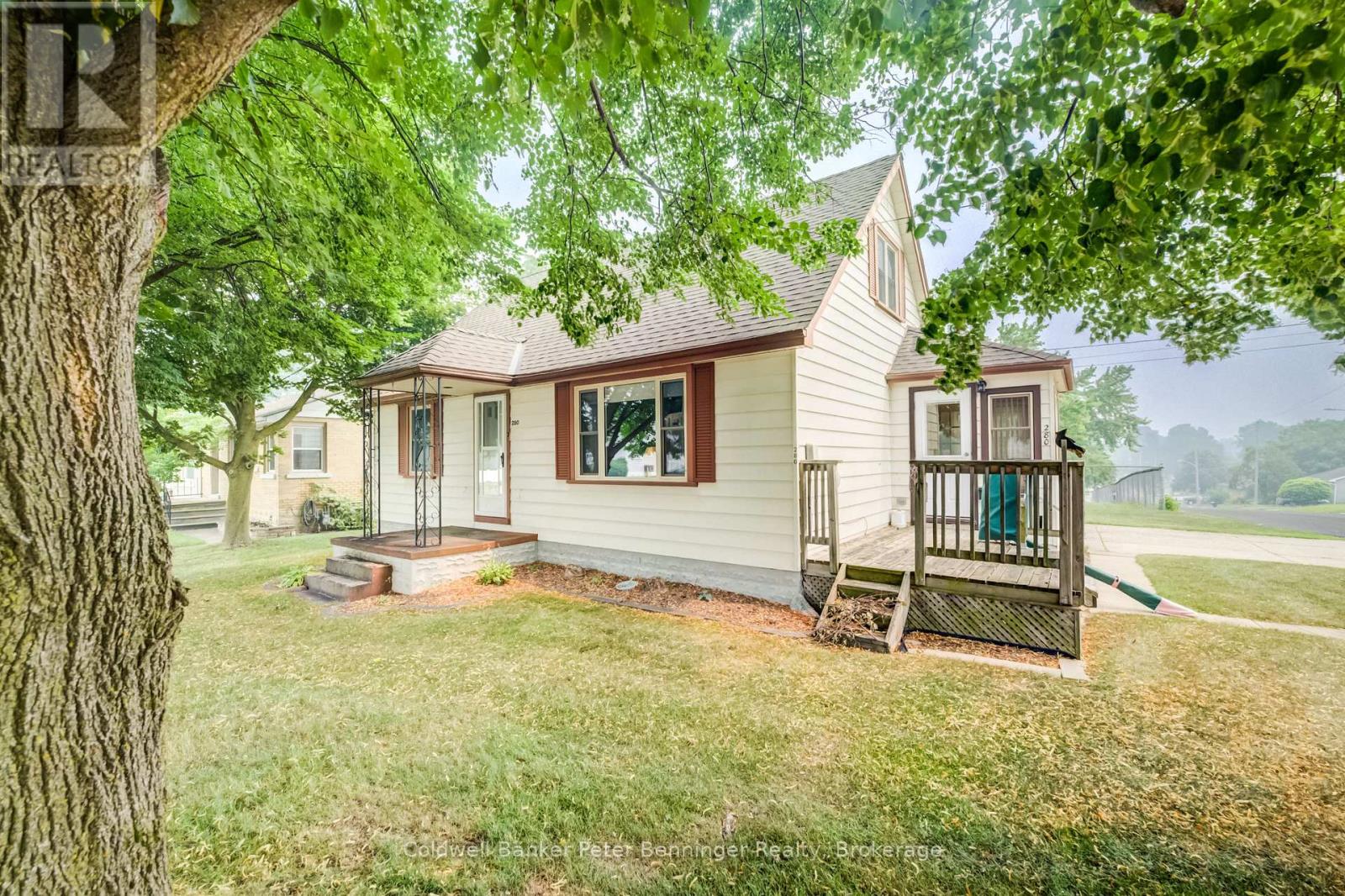 280 6TH STREET A - 35
