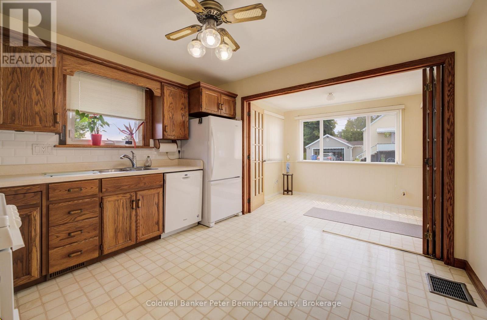 280 6TH STREET A - 6