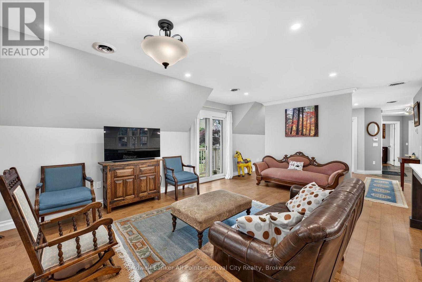 #400 5 COBOURG STREET - 18