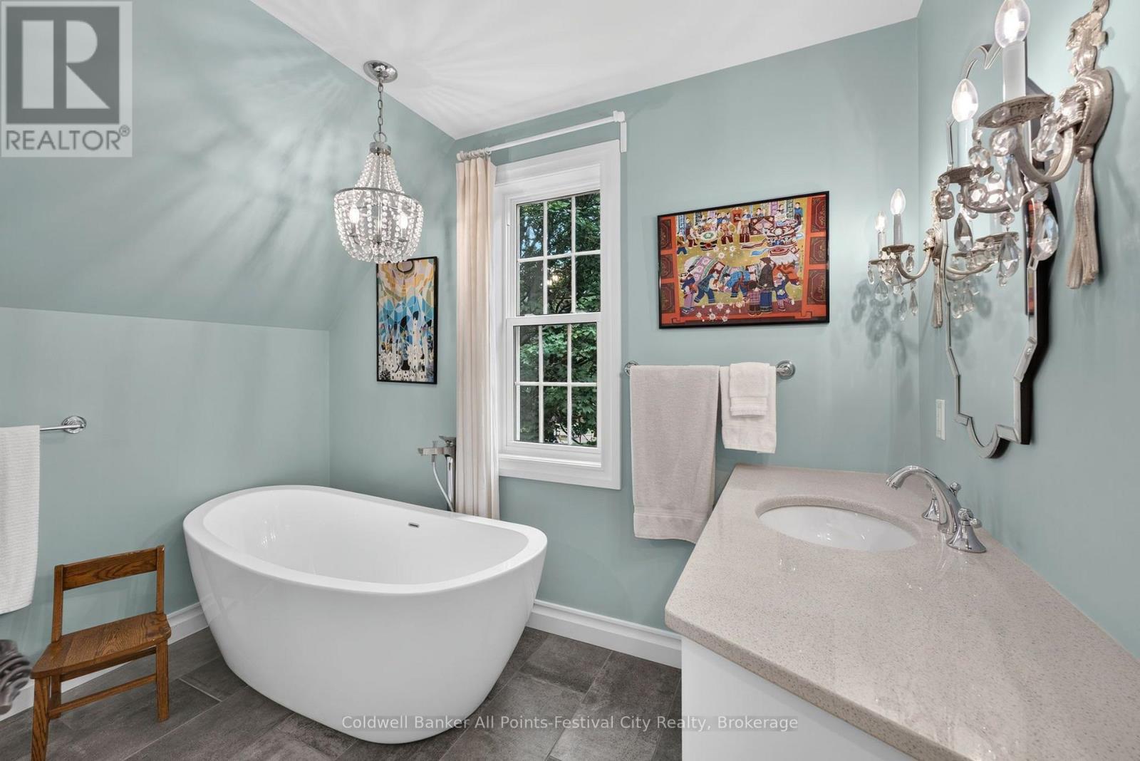#400 5 COBOURG STREET - 25