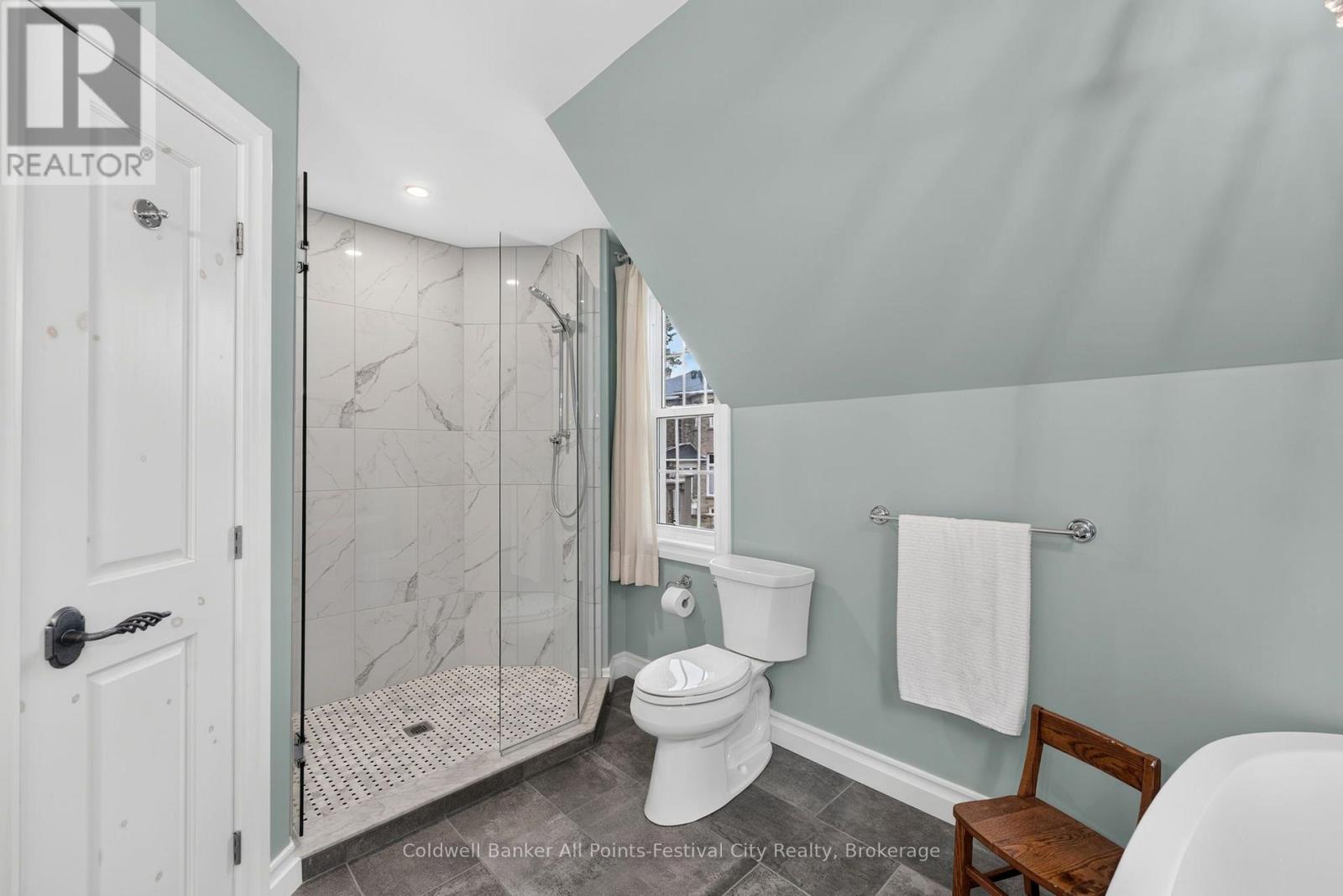 #400 5 COBOURG STREET - 26
