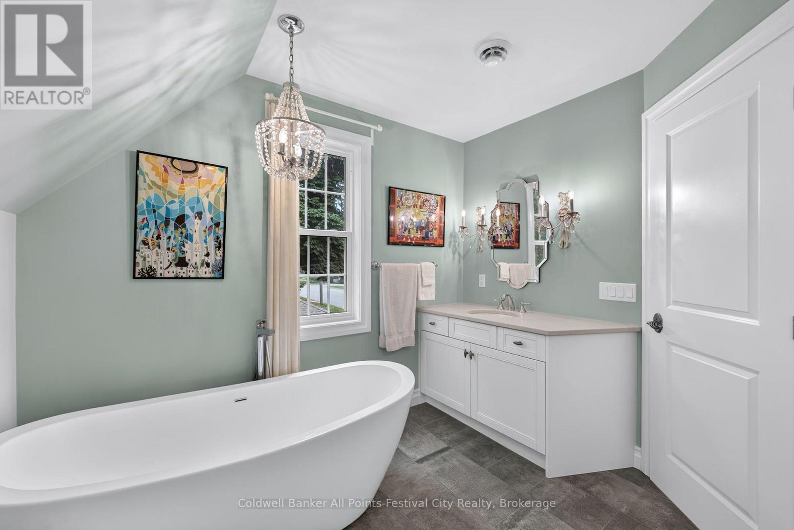 #400 5 COBOURG STREET - 27