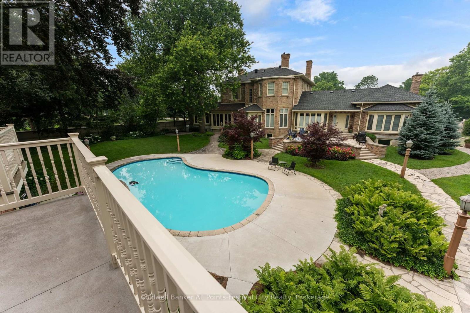 #400 5 COBOURG STREET - 32