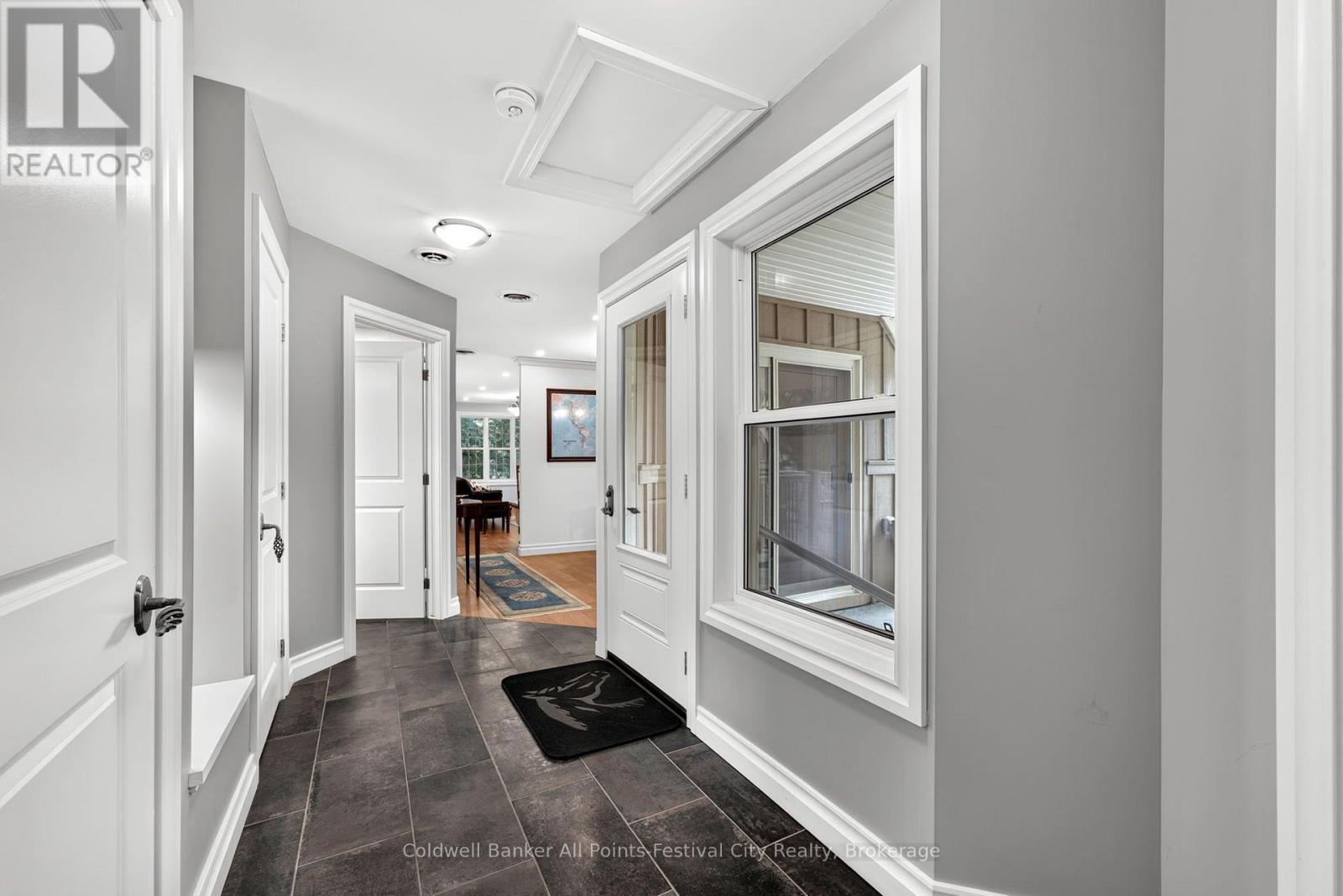 #400 5 COBOURG STREET - 7
