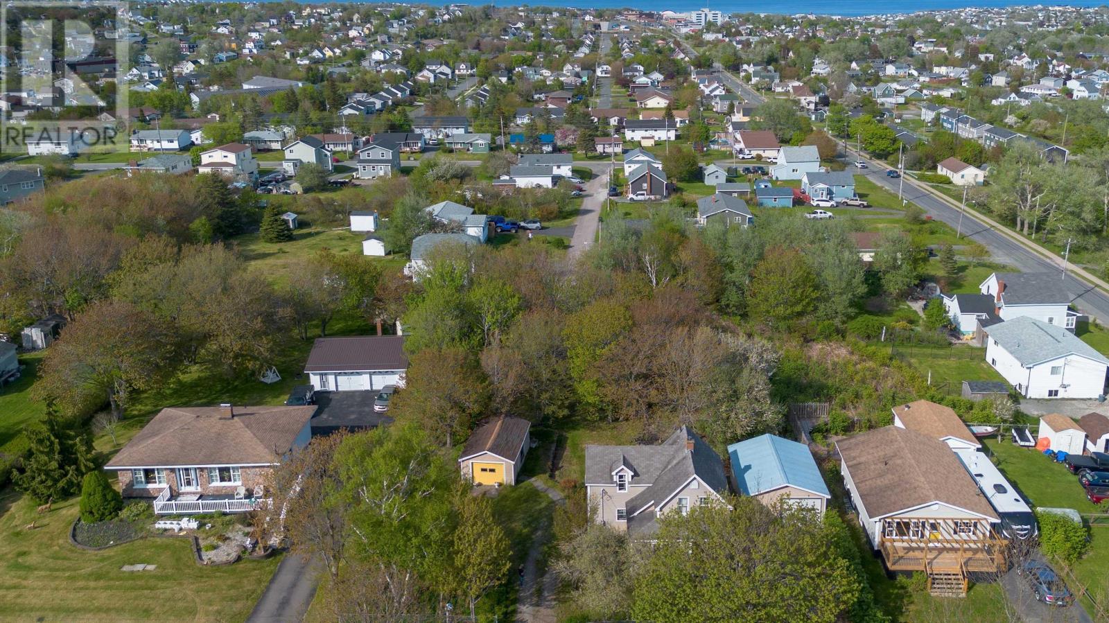 6 Grove Street - 12