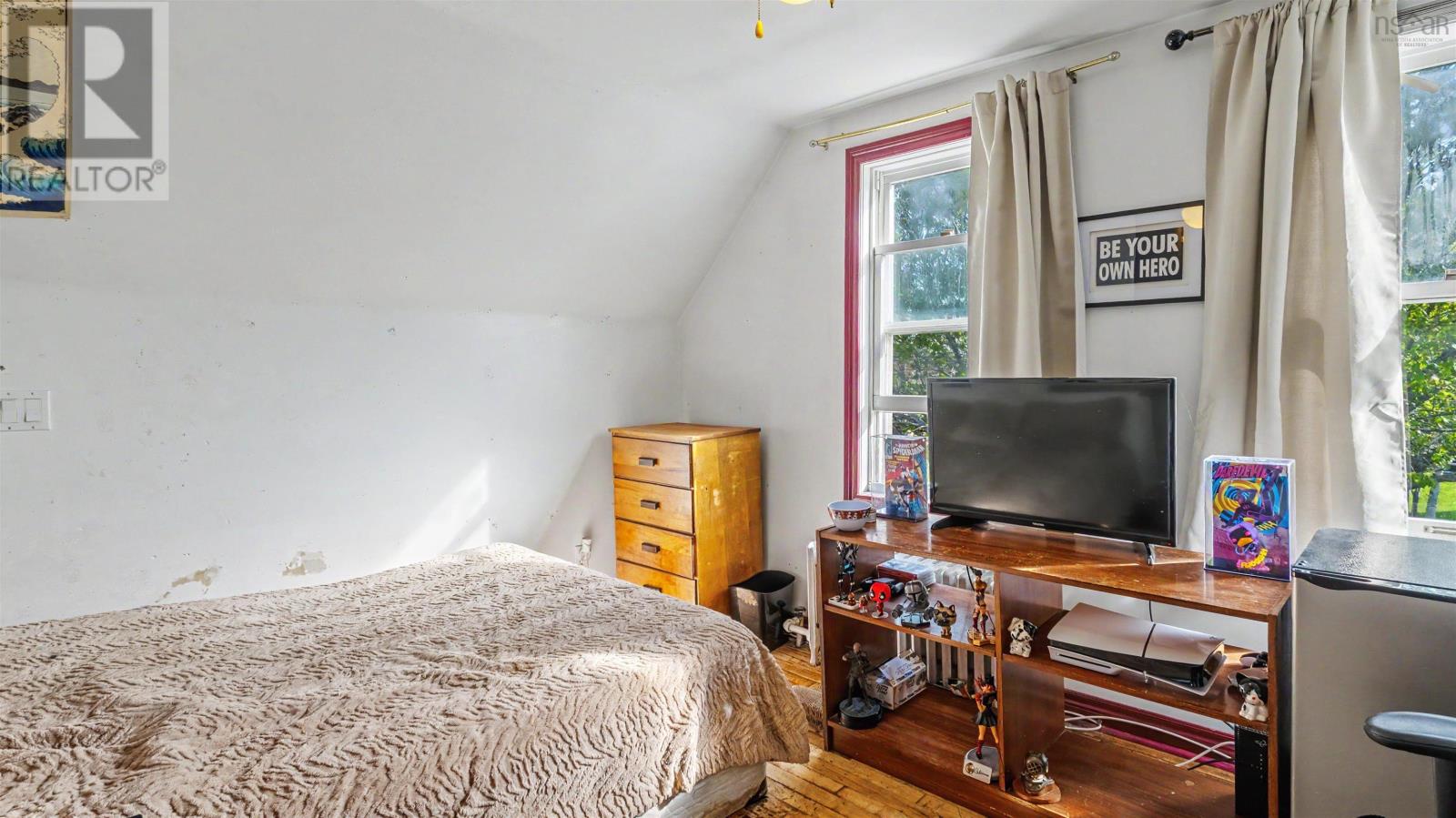 6 Grove Street - 23