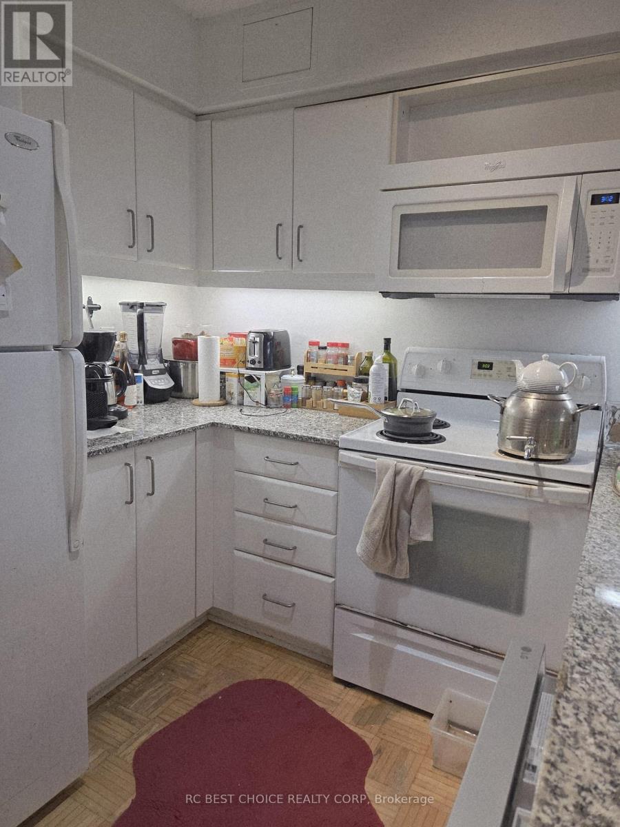 #611 33 SHEPPARD AVENUE - 8