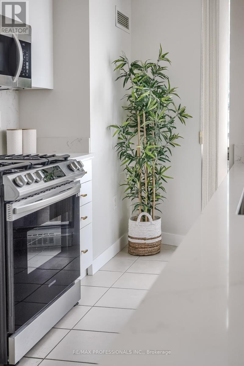 #1708 3 NAVY WHARF COURT - 15
