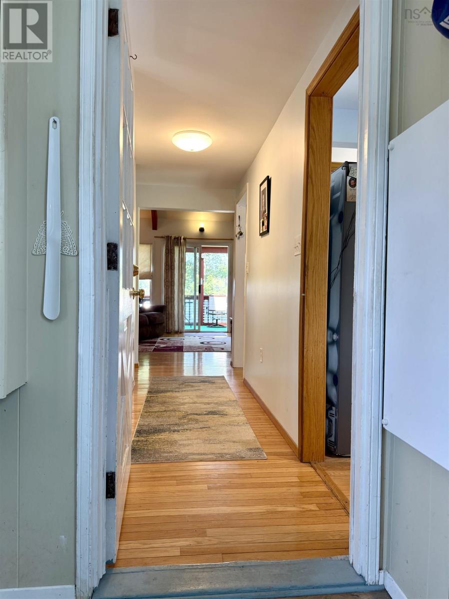 5 Lamy Street - 12