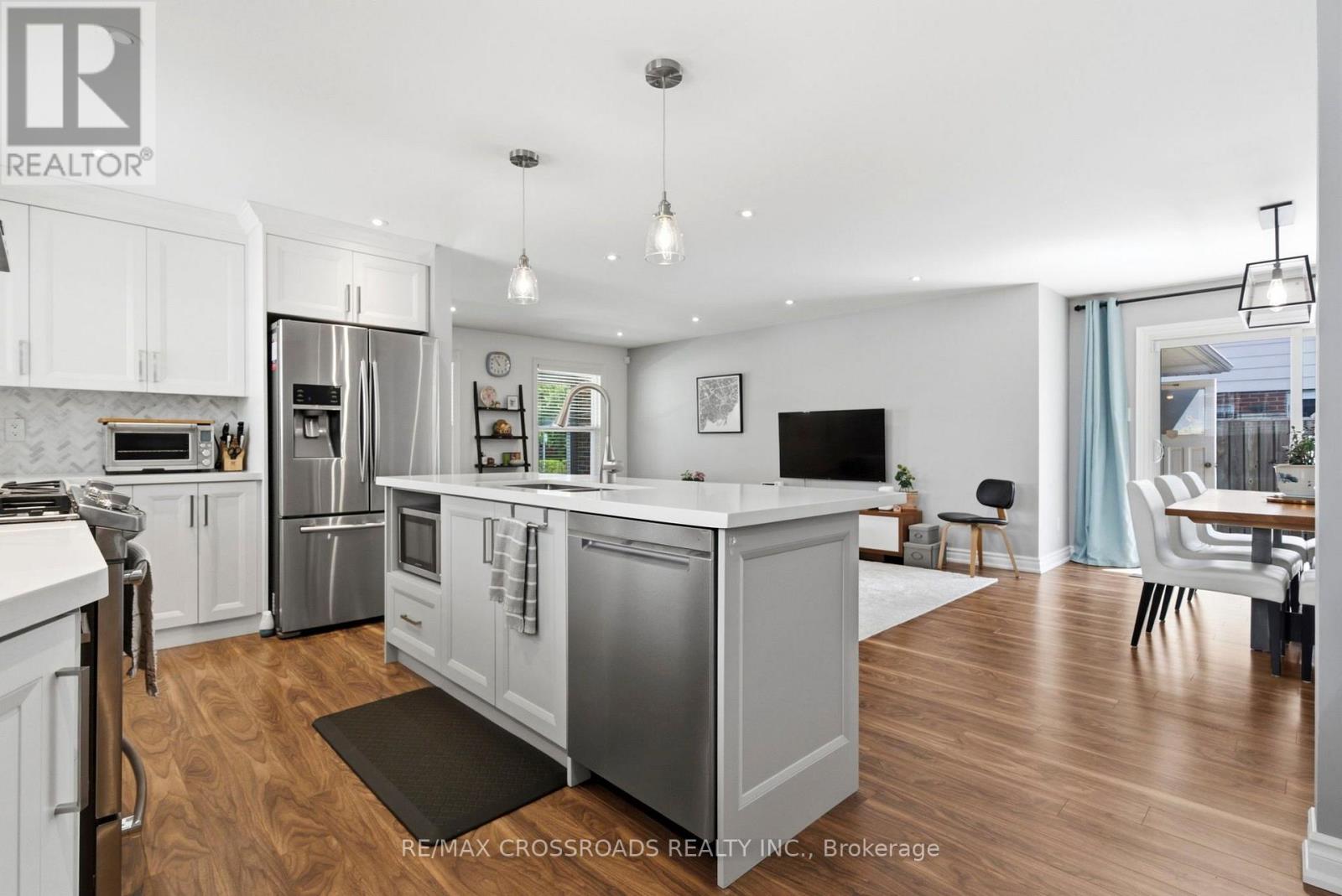 23 CHALDEAN STREET - 15