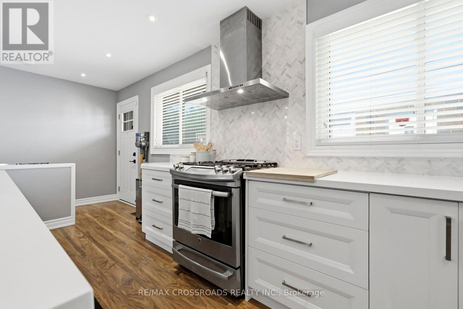 23 CHALDEAN STREET - 17