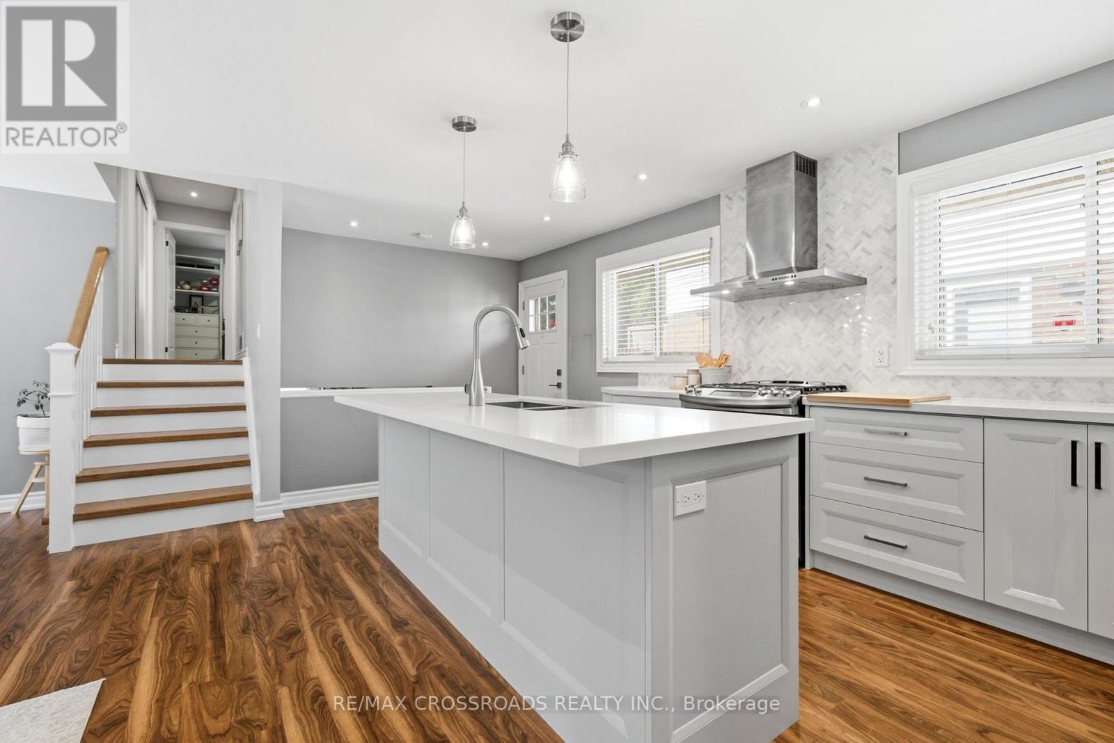 23 CHALDEAN STREET - 18