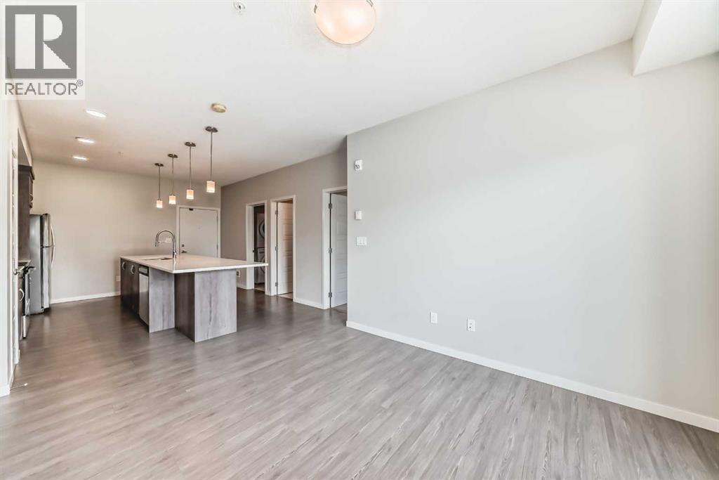 #212 20 Seton Park SE - 20