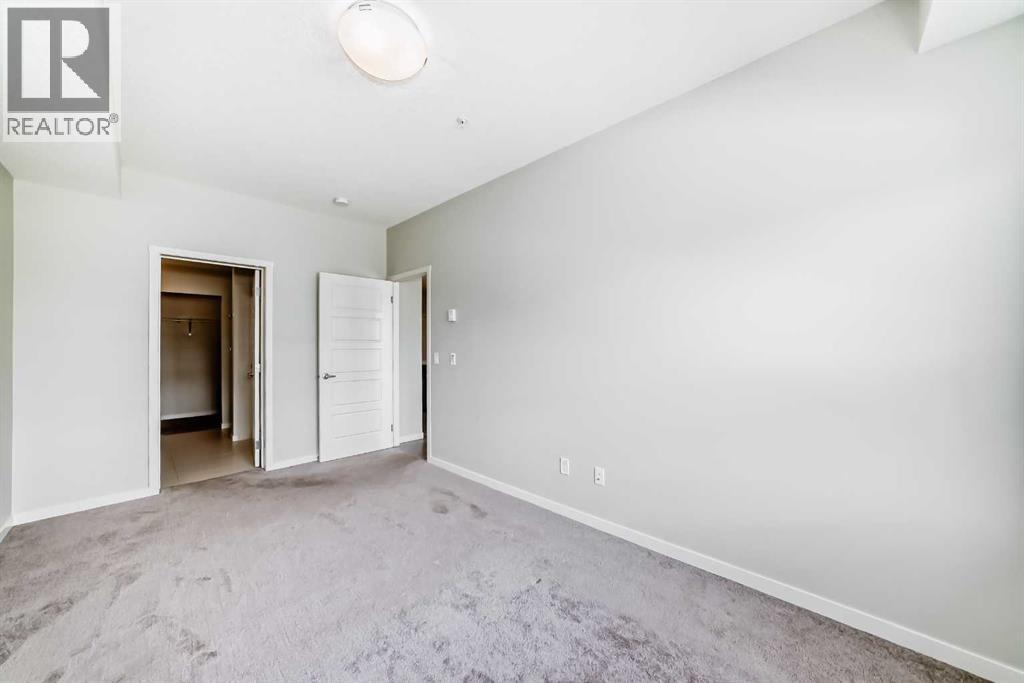 #212 20 Seton Park SE - 25