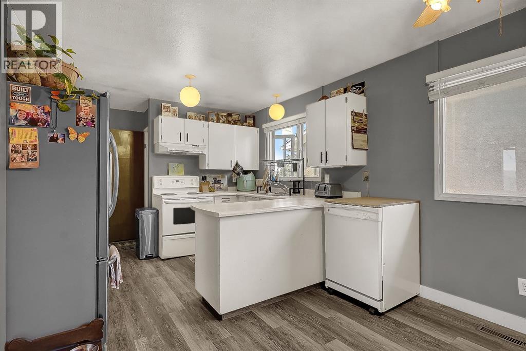 601 6 Avenue - Image 7