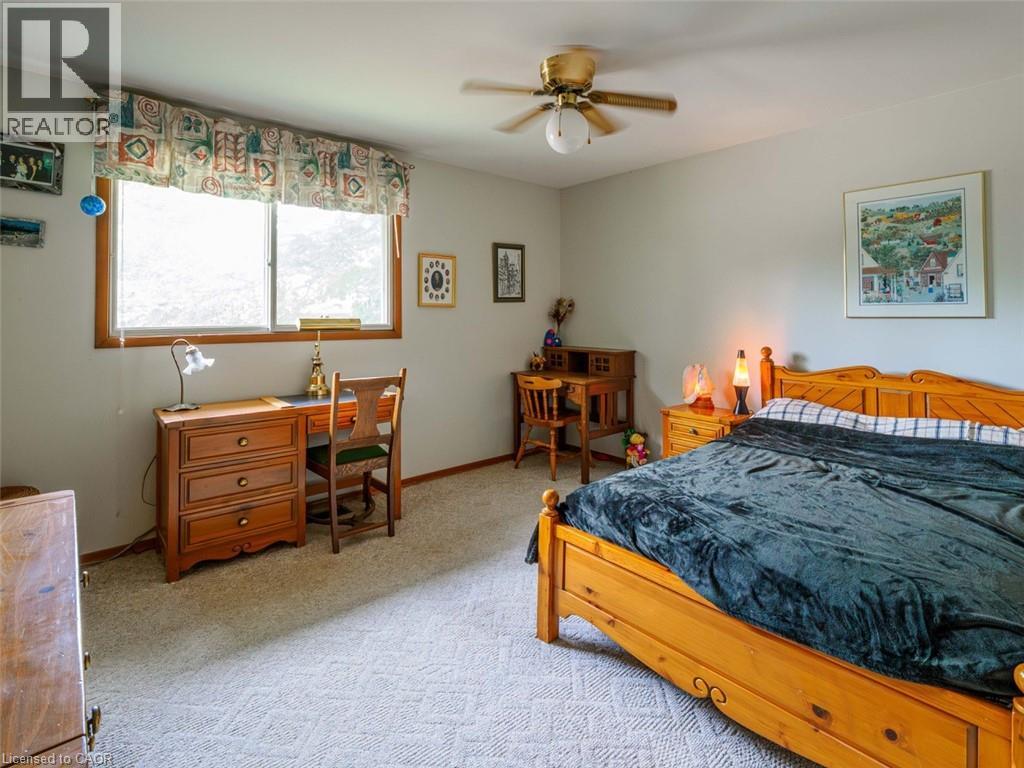 50 THORNCLIFFE Road - 12