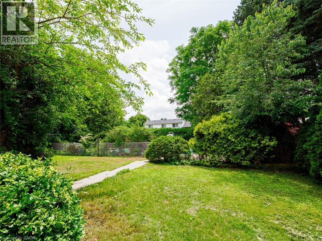 50 THORNCLIFFE Road - 22