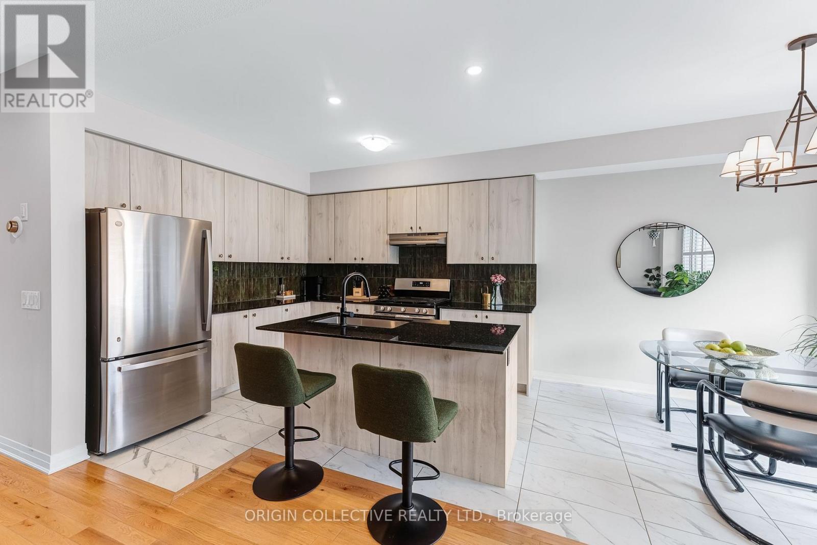 215 LANDOLFI WAY - Image 10