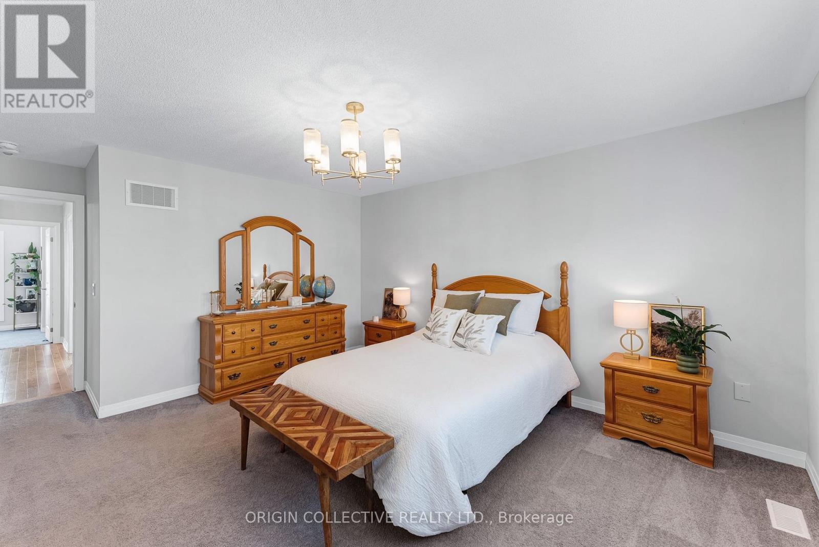 215 LANDOLFI WAY - Image 23
