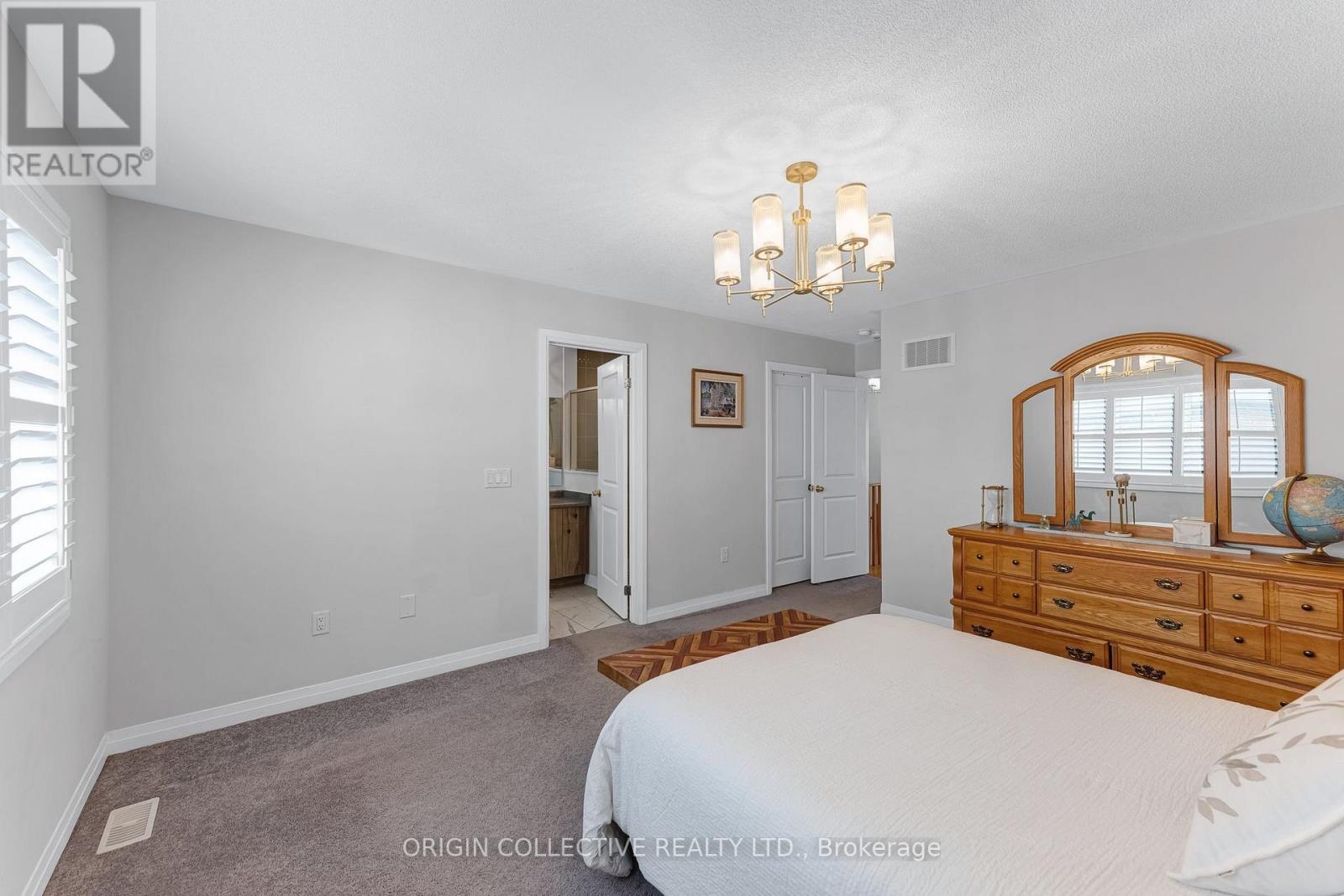 215 LANDOLFI WAY - Image 24