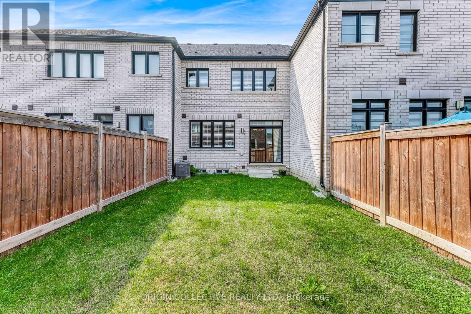 215 LANDOLFI WAY - Image 33