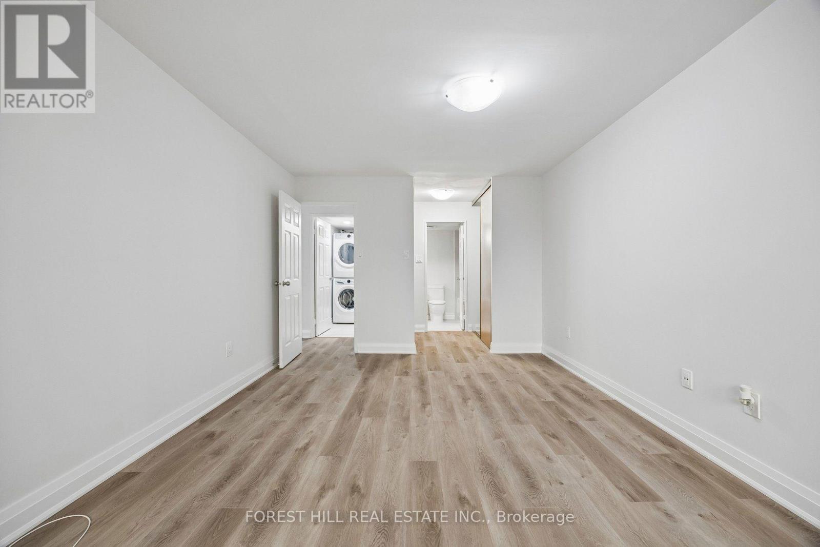 #101 7420 BATHURST STREET - 10