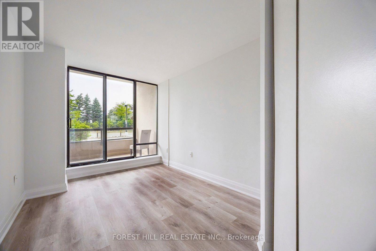 #101 7420 BATHURST STREET - 15